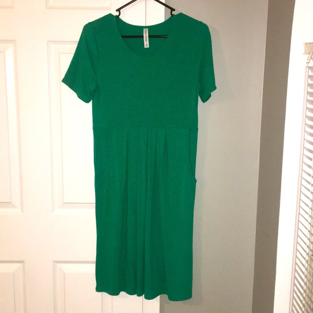 Kelly Green Dress